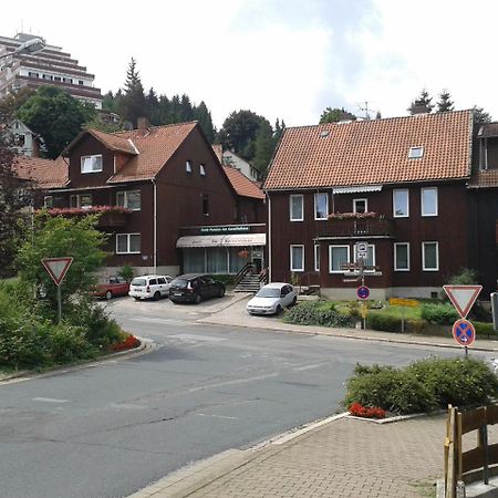 Hotel Pension Am Kurmittelhaus Бад-Ґрунд Екстер'єр фото