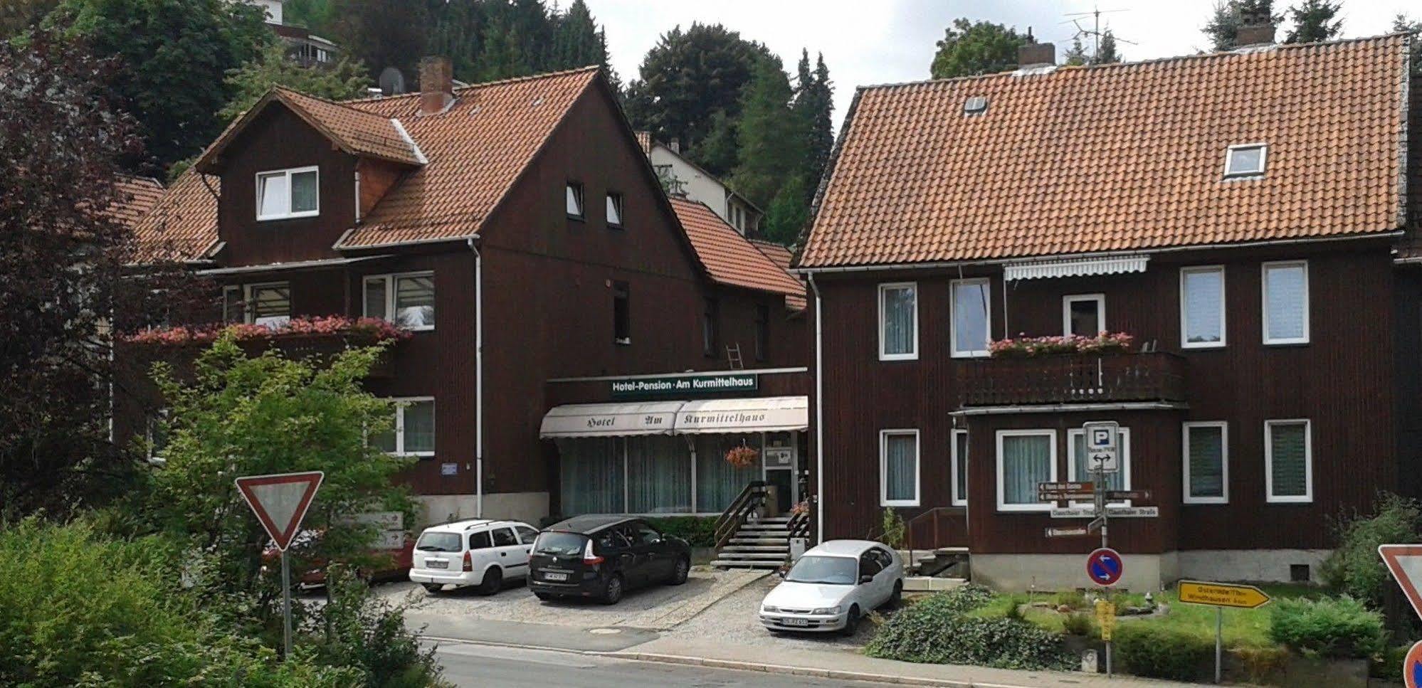 Hotel Pension Am Kurmittelhaus Бад-Ґрунд Екстер'єр фото